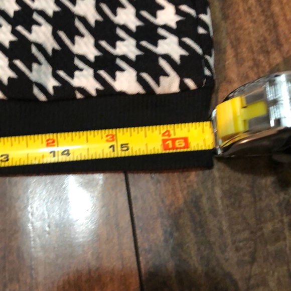 🖤🤍 Black & White Jacket 🖤🤍 - Picture 3 of 8